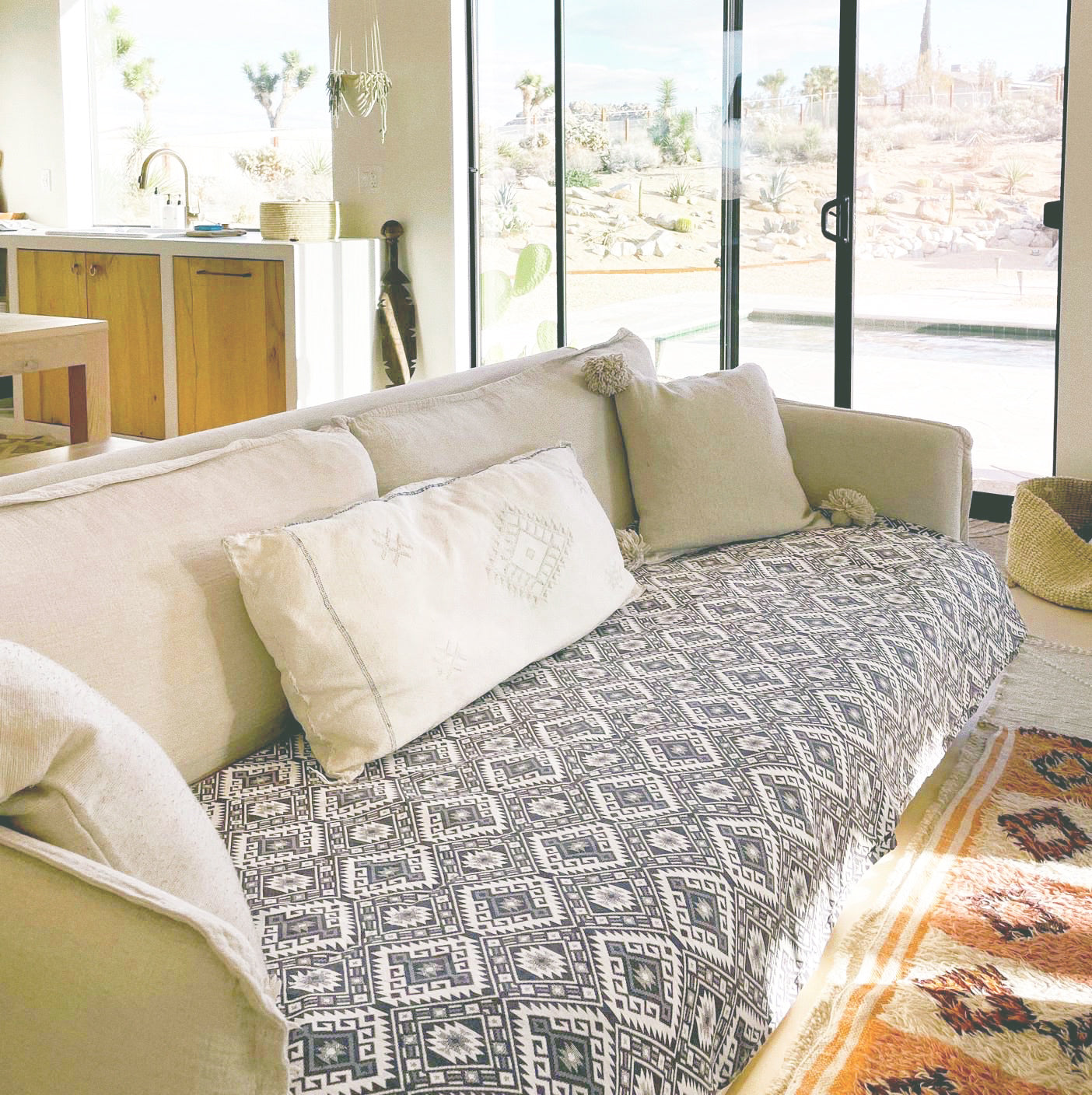 Kilim pattern cotton blanket as a sofa cover.